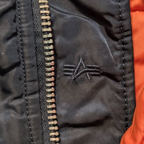 Alpha Industries N3B Winter Navy Parka - Size S - Picture 4 of 7